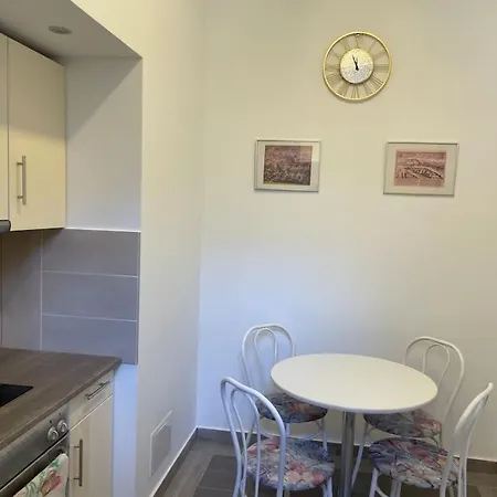 Apartment Széchenyi Széchenyi Tér 13 *