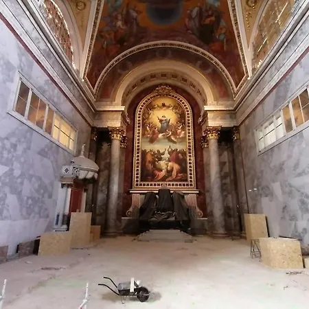 Széchenyi Széchenyi Tér 13 *